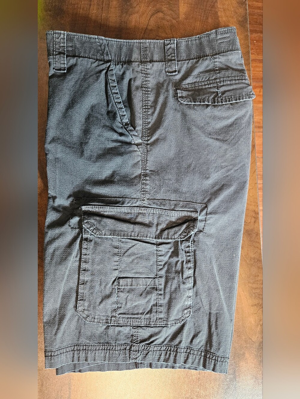 Size 34 Urban Off Black Cargo Shorts - Picture 4 of 5